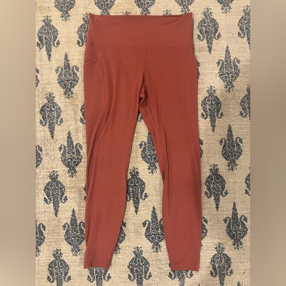 Lululemon Align High-Rise Pant with Pockets 28" - Picture 3 of 4